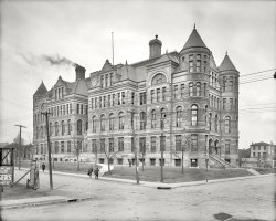 Kansas City, Missouri, circa 1906. "Jackson County Court House." Please mind the signs. 8x10 inch glass negative, Detroit Publishing Company. View full size.