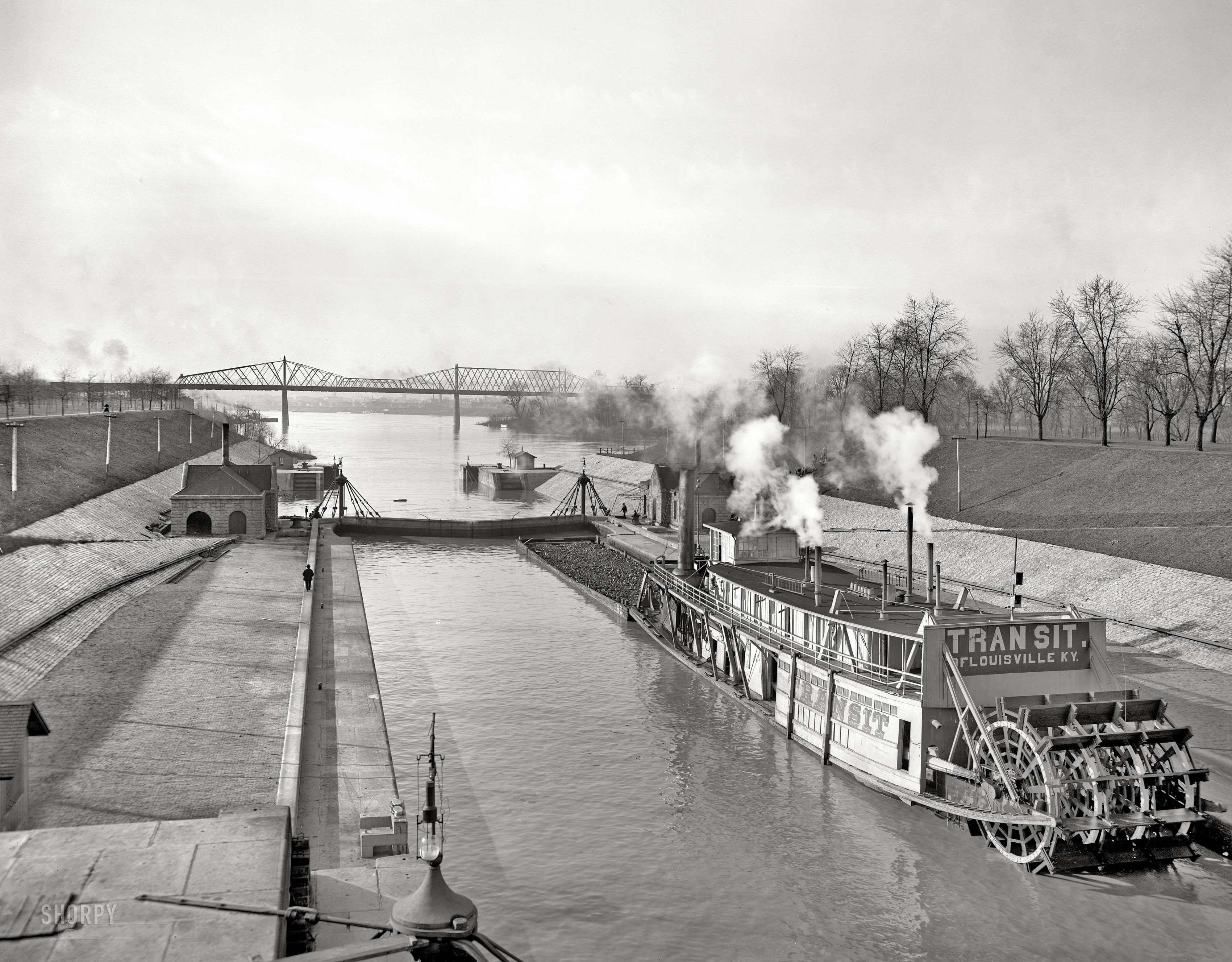 The Ohio River circa 1906. "Canal locks at Louisville, Kentucky." 8x10 inch dry plate glass negative, Detroit Publishing Company. View full size.