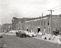 Louisville, Kentucky, circa 1906. "A tobacco warehouse." 8x10 inch dry plate glass negative, Detroit Publishing Company. View full size.
