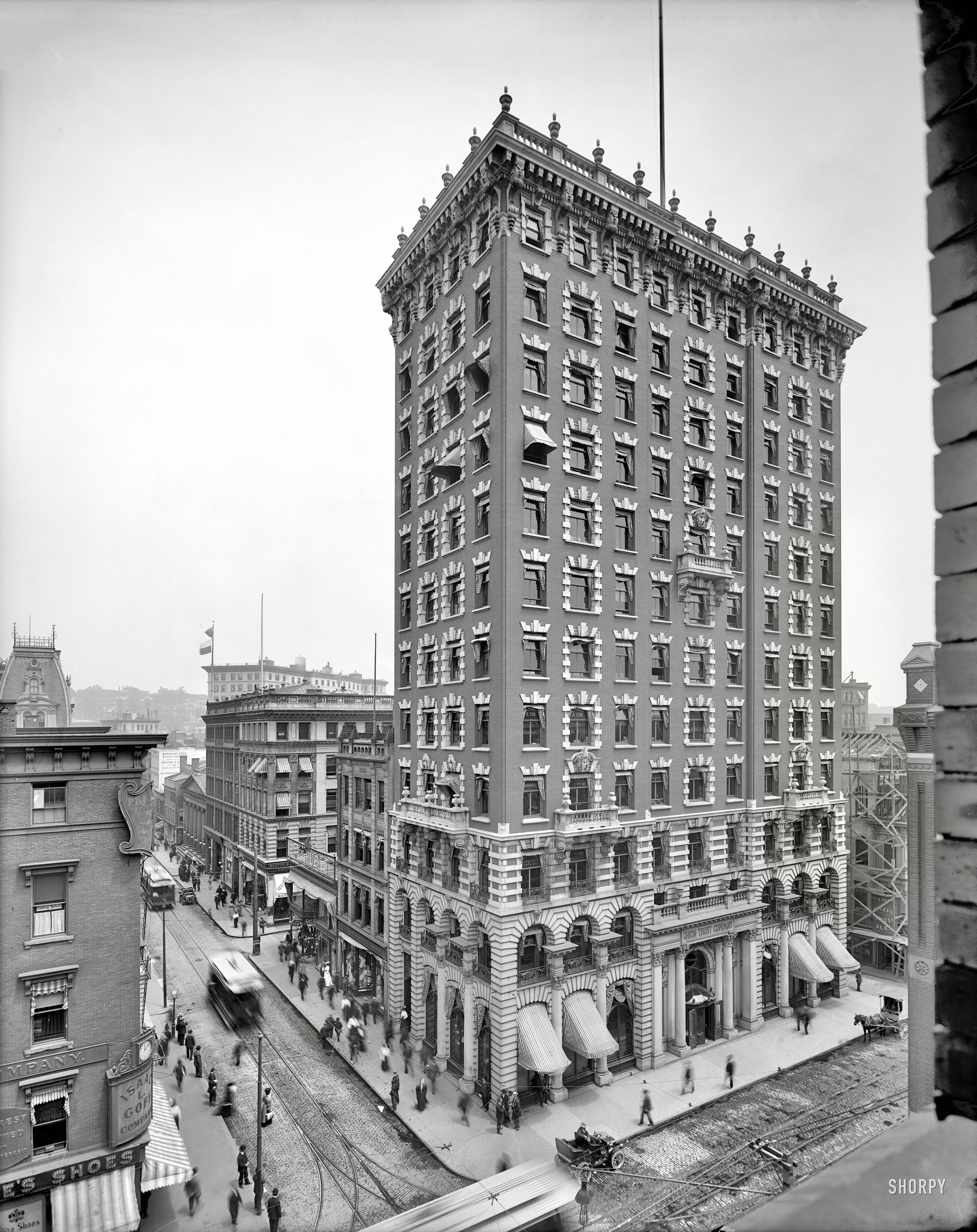 Providence, Rhode Island, circa 1906. "Union Trust building." This architectural equivalent of a dandy with a diamond stickpin practically screams "Look at me!" 8x10 inch dry plate glass negative, Detroit Publishing Company. View full size.