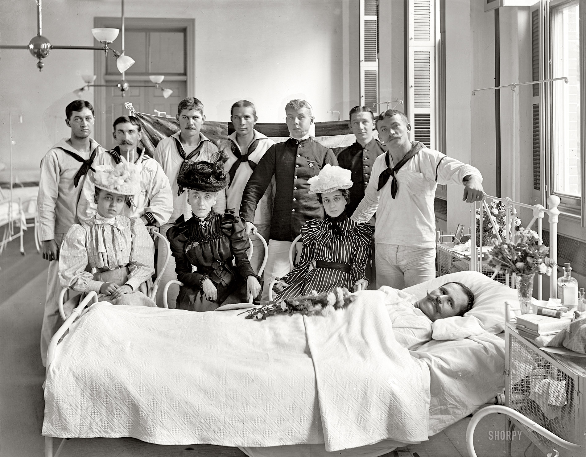 New York circa 1900. "Visiting a patient, Brooklyn Navy Yard hospital." 8x10 inch dry plate glass negative, Detroit Publishing Company. View full size.