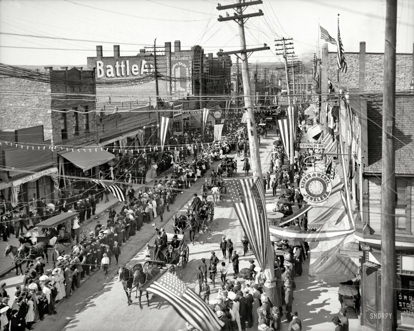 Canal Parade: 1905