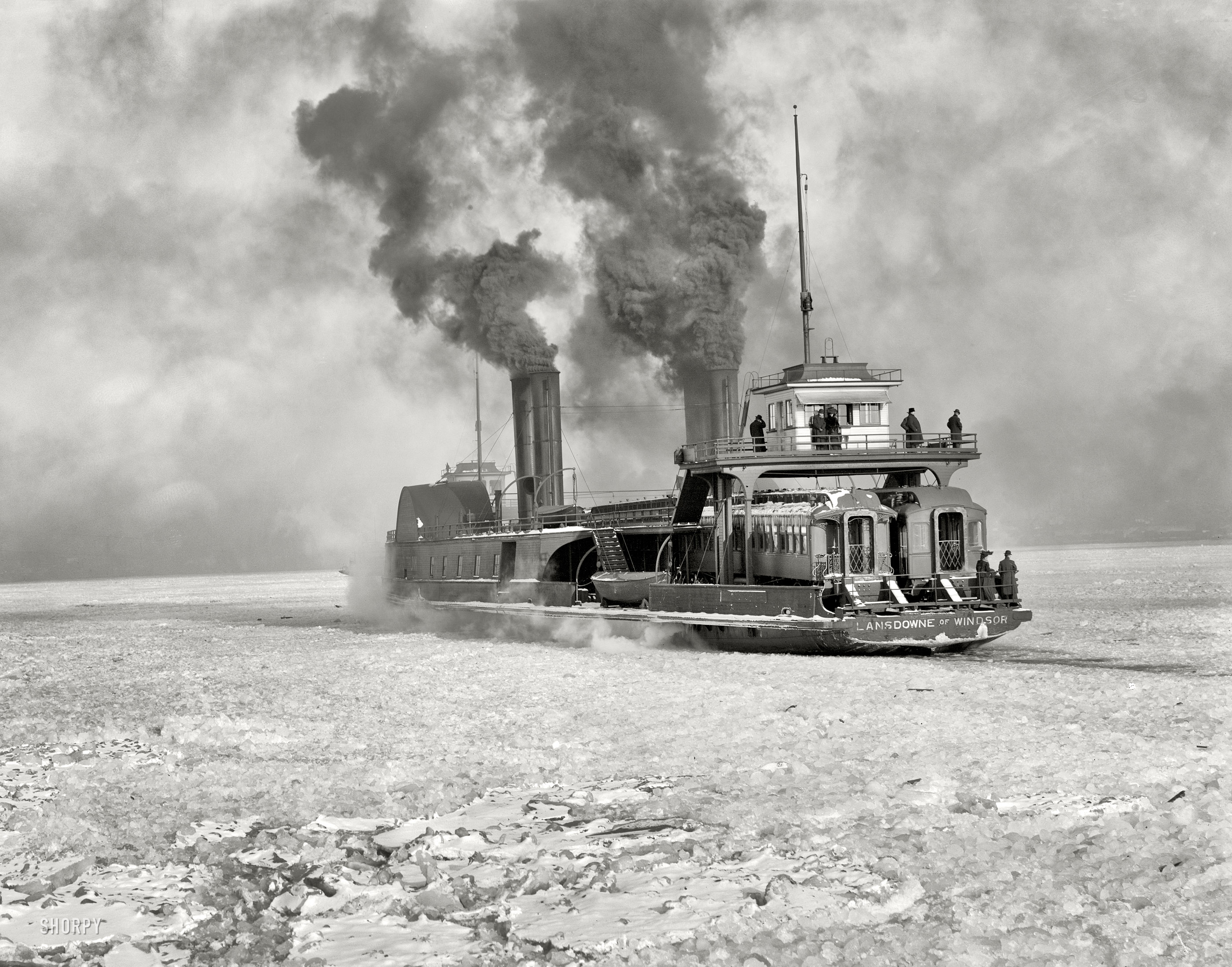 Circa 1905. "Grand Trunk car ferry crossing the Detroit River in winter." 8x10 inch dry plate glass negative, Detroit Publishing Company. View full size.