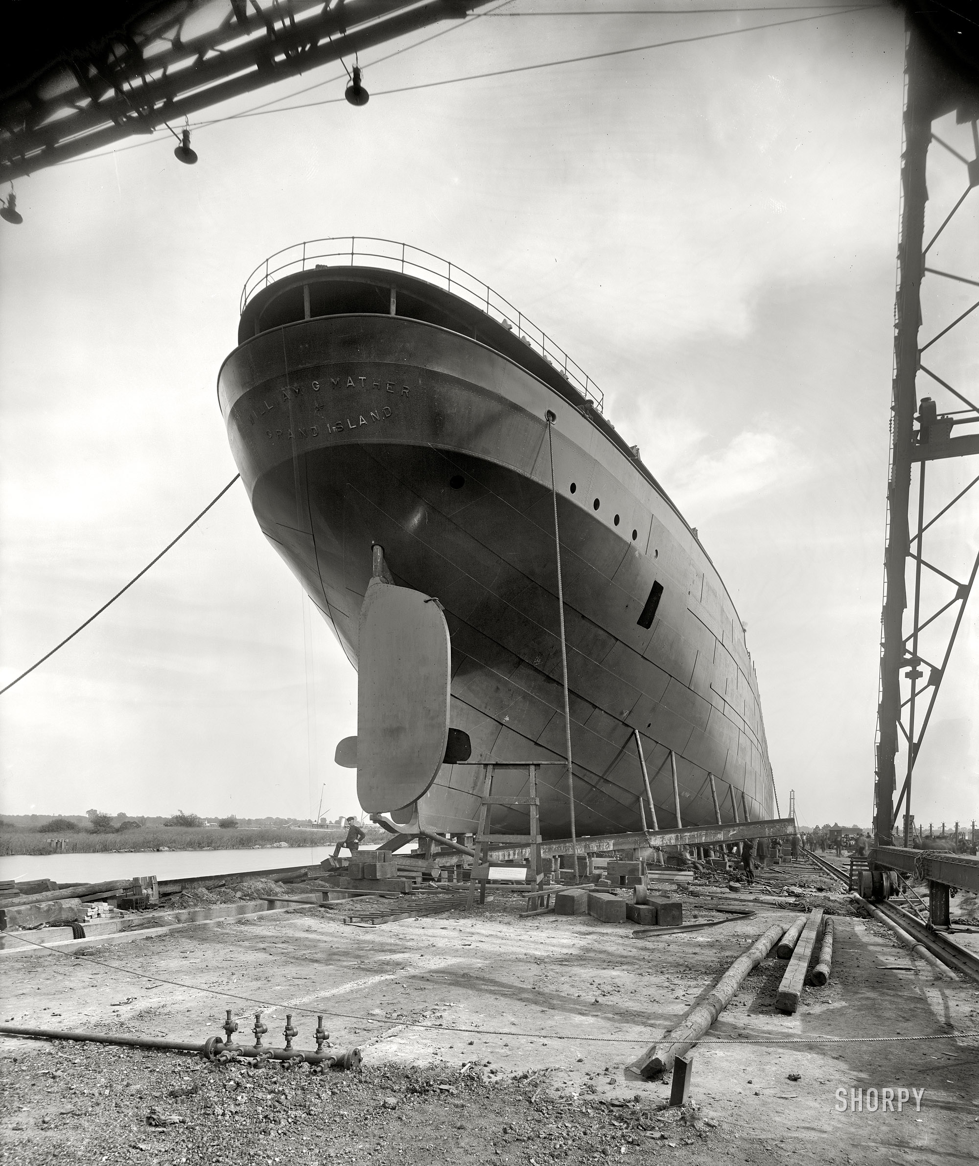 Ecorse, Michigan, 1905. "S.S. William G. Mather, stern view before launch." 8x10 inch dry plate glass negative, Detroit Publishing Company. View full size.