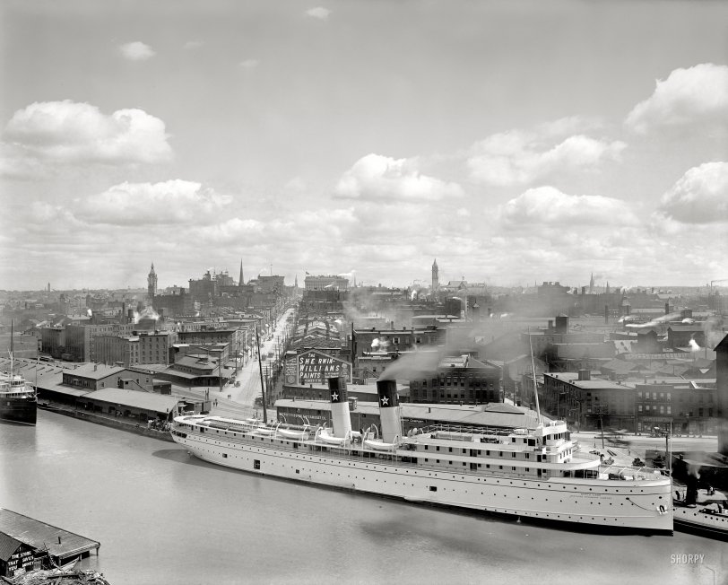 Buffalo, New York, circa 1905. "Looking up Main Street. Steamer North Land at Long Wharf." 8x10 inch glass negative, Detroit Publishing Co. View full size.
