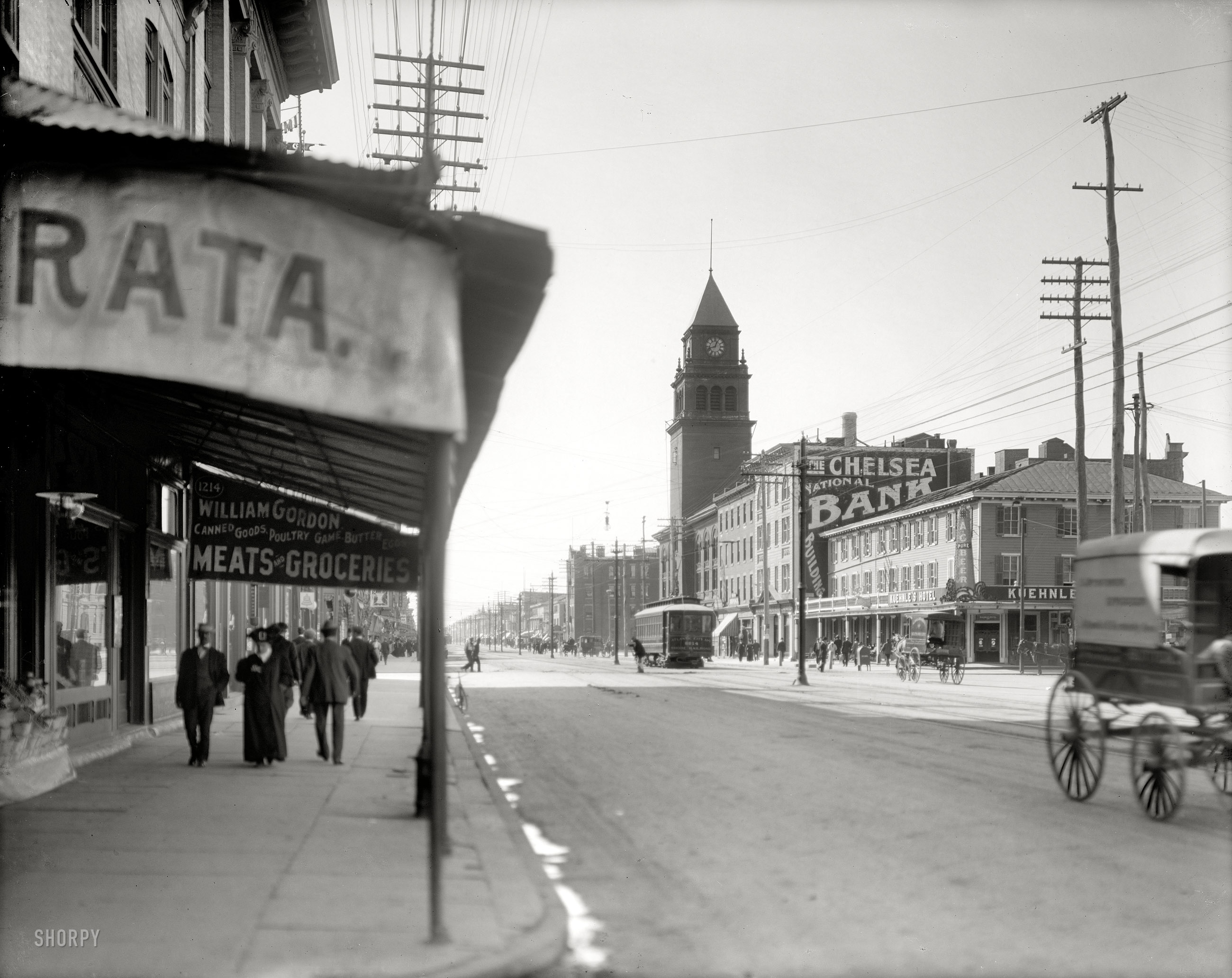 Continuing our visit to Atlantic City, New Jersey, circa 1905. "Atlantic Avenue West." 8x10 inch glass negative, Detroit Publishing Company. View full size.
