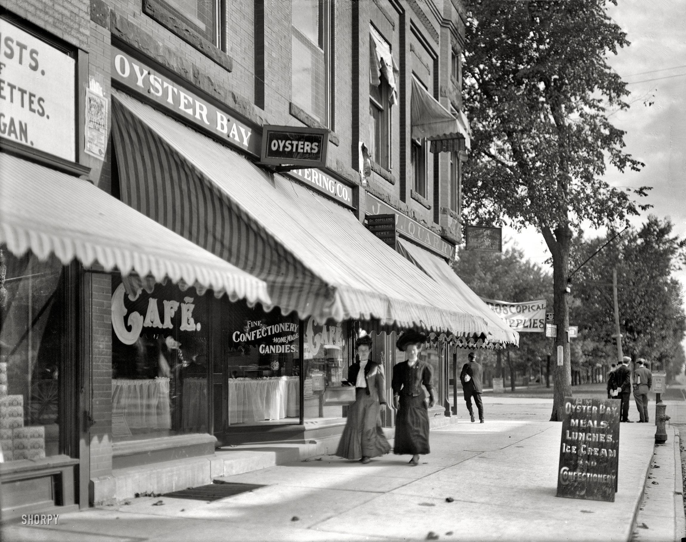 Ann Arbor, Michigan, circa 1905. "Oyster Bay Cafe." Continuing the bivalve theme. 8x10 inch glass negative, Detroit Publishing Company. View full size.