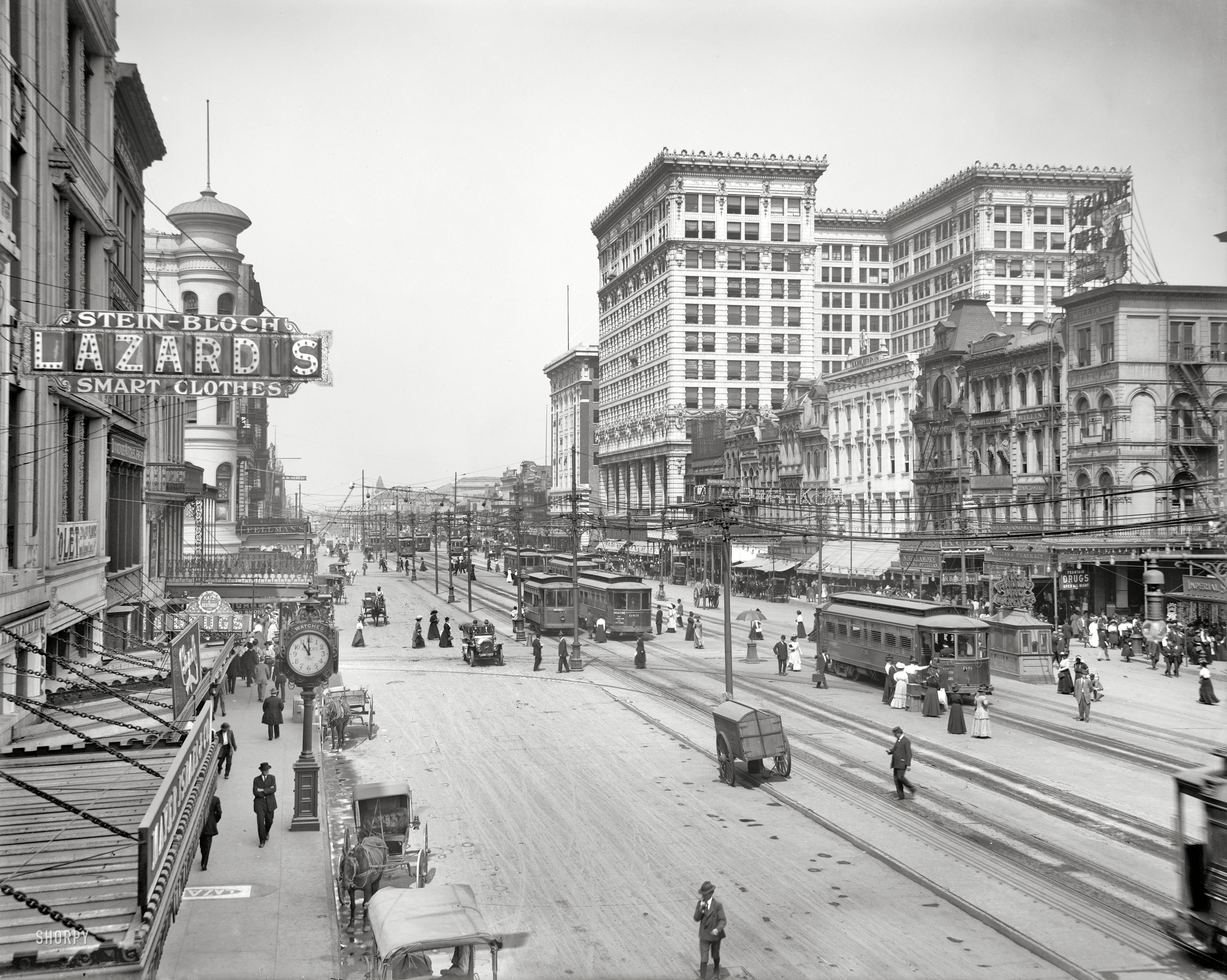 Canal Street in New Orleans circa 1910. Large building is the Maison Blanche department store. 8x10 glass negative, Detroit Publishing Co. View full size.