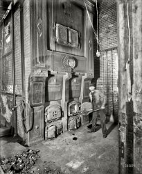 Chelsea, Michigan, circa 1901. "Boiler room, Glazier Stove Company." 8x10 inch dry plate glass negative, Detroit Publishing Company. View full size.
