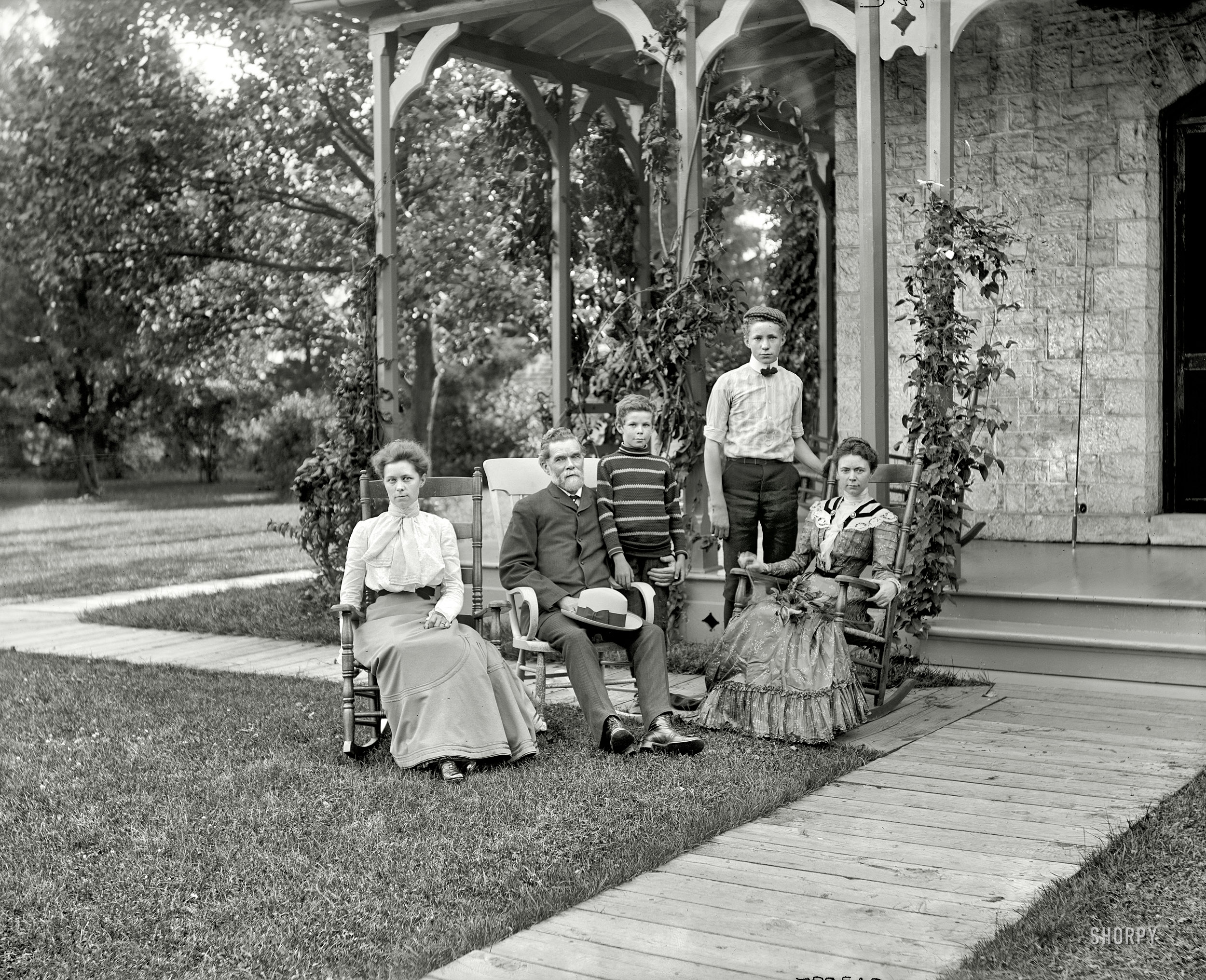 Grosse Ile, Michigan, circa 1900. "Group at Rio Vista." The Great Lakes shipping magnate and Dime Savings Bank founder William Livingstone and family. 8x10 inch dry plate glass negative, Detroit Publishing Company. View full size.