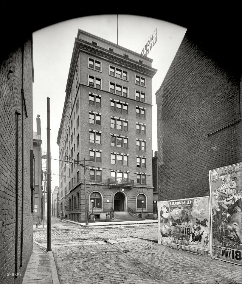 1904. "Hotel Lincoln, Pittsburg." Let's turn our attention to those Barnum &amp; Bailey circus posters: "Two days only, commencing Wednesday afternoon May 18, Old Stock Yard Grounds, East Liberty. Two performances daily, doors open at 1 and 7 p.m." Featured act: The Wentworth Trio, "trick riders in a series of entirely new equestrian acts with running horses and English road carts." 8x10 inch dry plate glass negative, Detroit Publishing Company. View full size.
