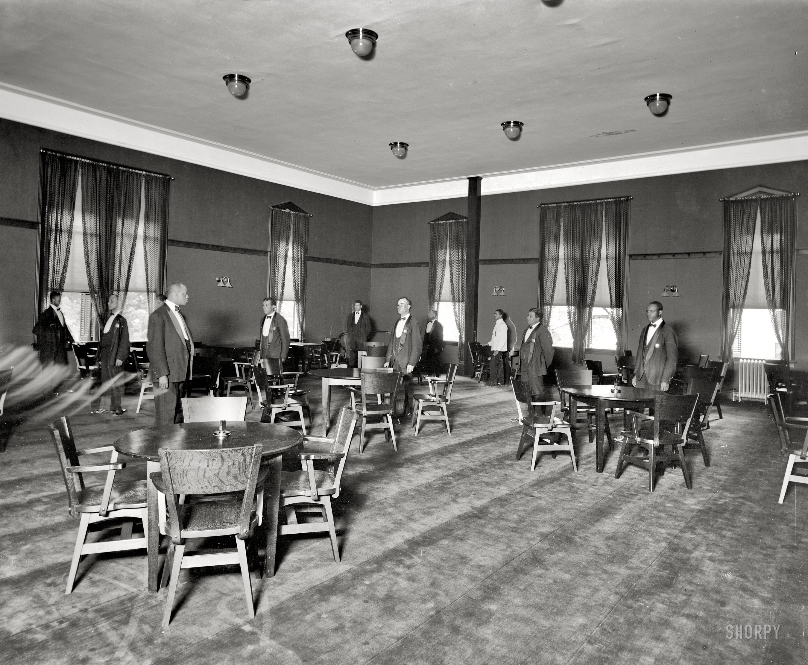 Lake George, New York, circa 1908. "The cafe, Fort William Henry Hotel." Welcome to the Purgatory Room, with cocktails and dancing nightly in the Limbo Lounge. 8x10 inch dry plate glass negative. View full size.