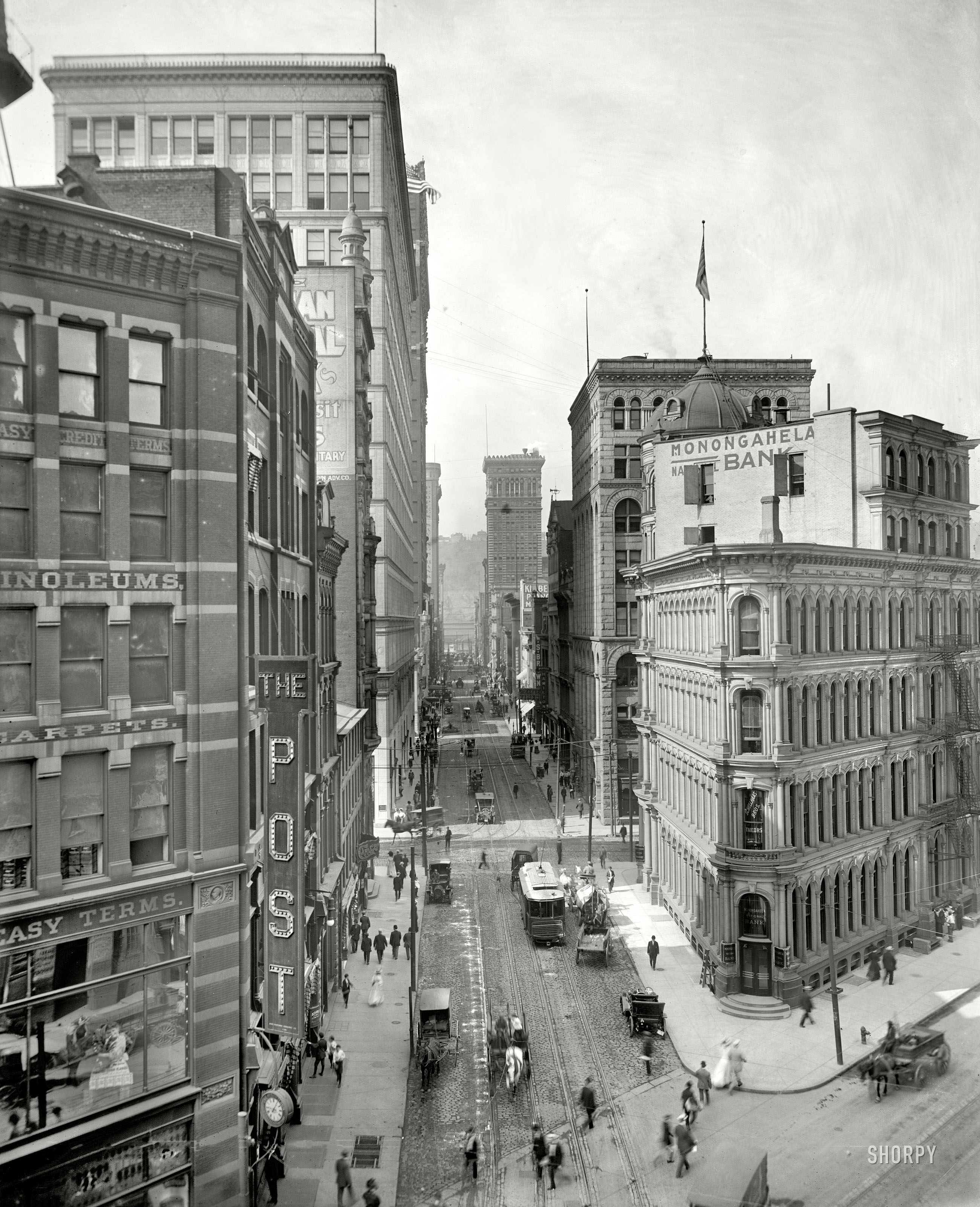 Pittsburgh, Pennsylvania, circa 1910. "Wood Street from Liberty Avenue." 8x10 inch dry plate glass negative, Detroit Publishing Company. View full size.
