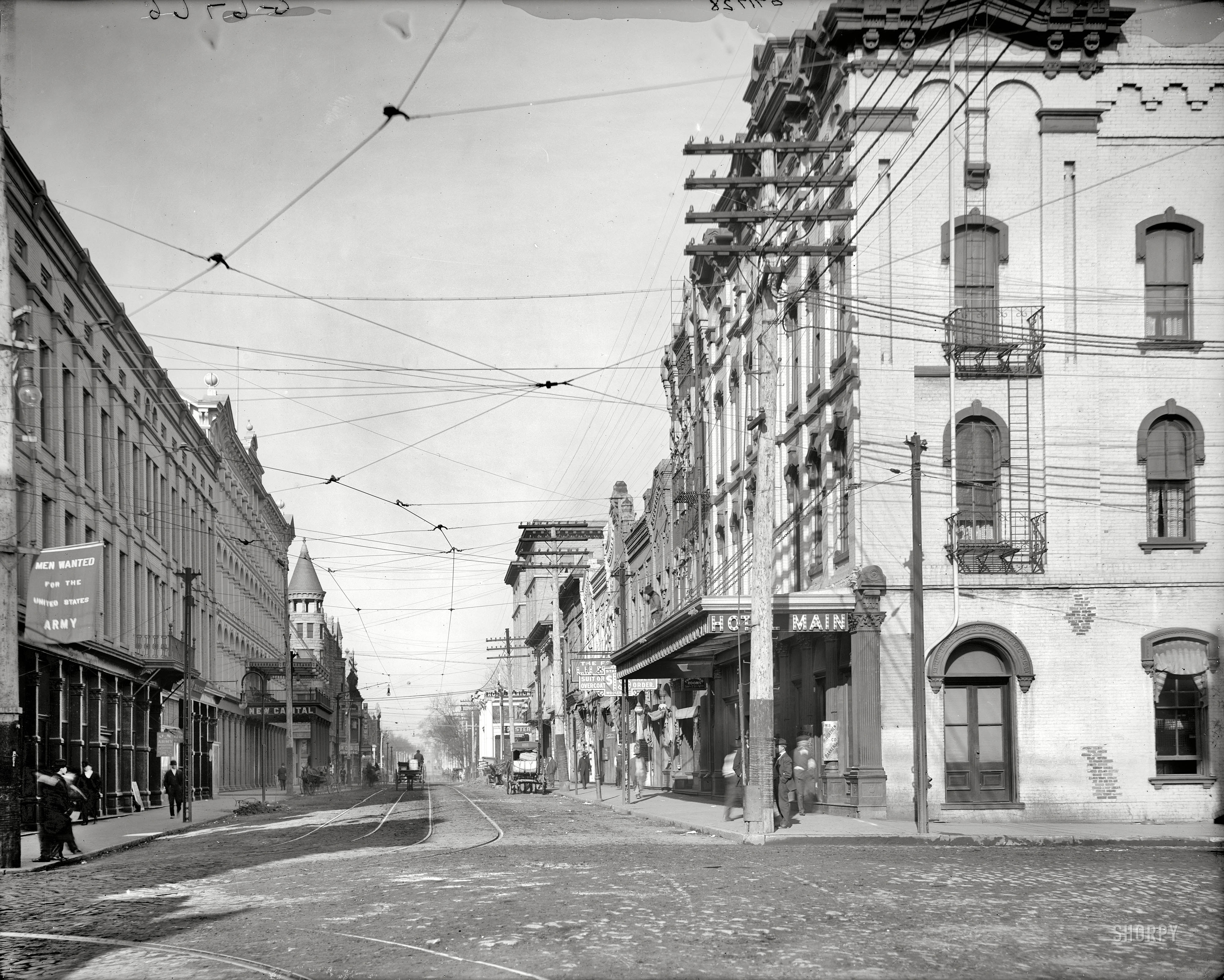 Wrapping up our tour of Little Rock, Arkansas, circa 1910. "Markham Street west from Main." Detroit Publishing Company glass negative. View full size.