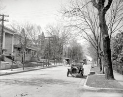 Continuing our tour of Little Rock, Arkansas, circa 1910. "West 2nd Street residences." 8x10 inch glass negative, Detroit Publishing Co. View full size.