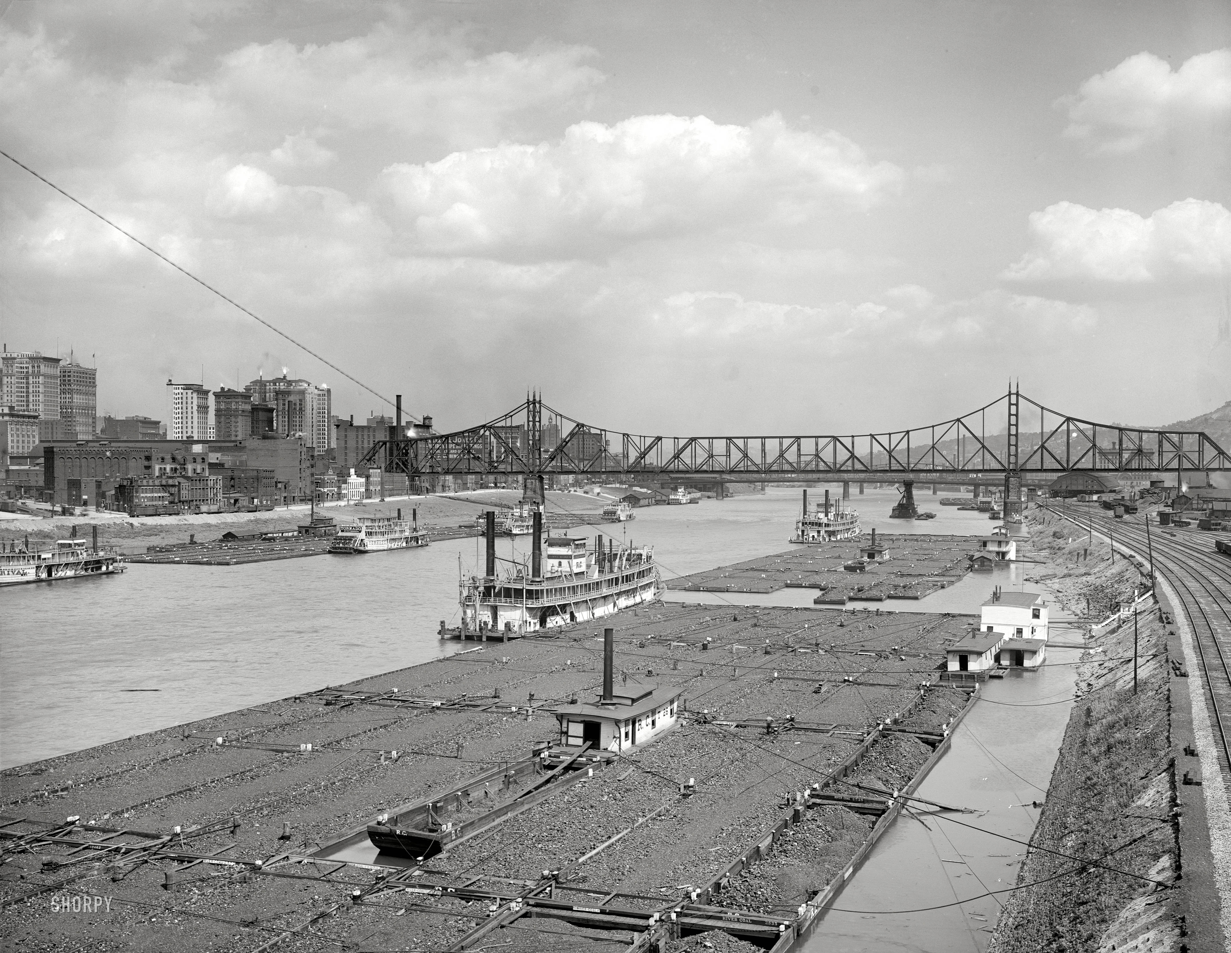 Pittsburgh, Pennsylvania, circa 1910. "A coal fleet." 8x10 inch dry plate glass negative, Detroit Publishing Company. View full size.