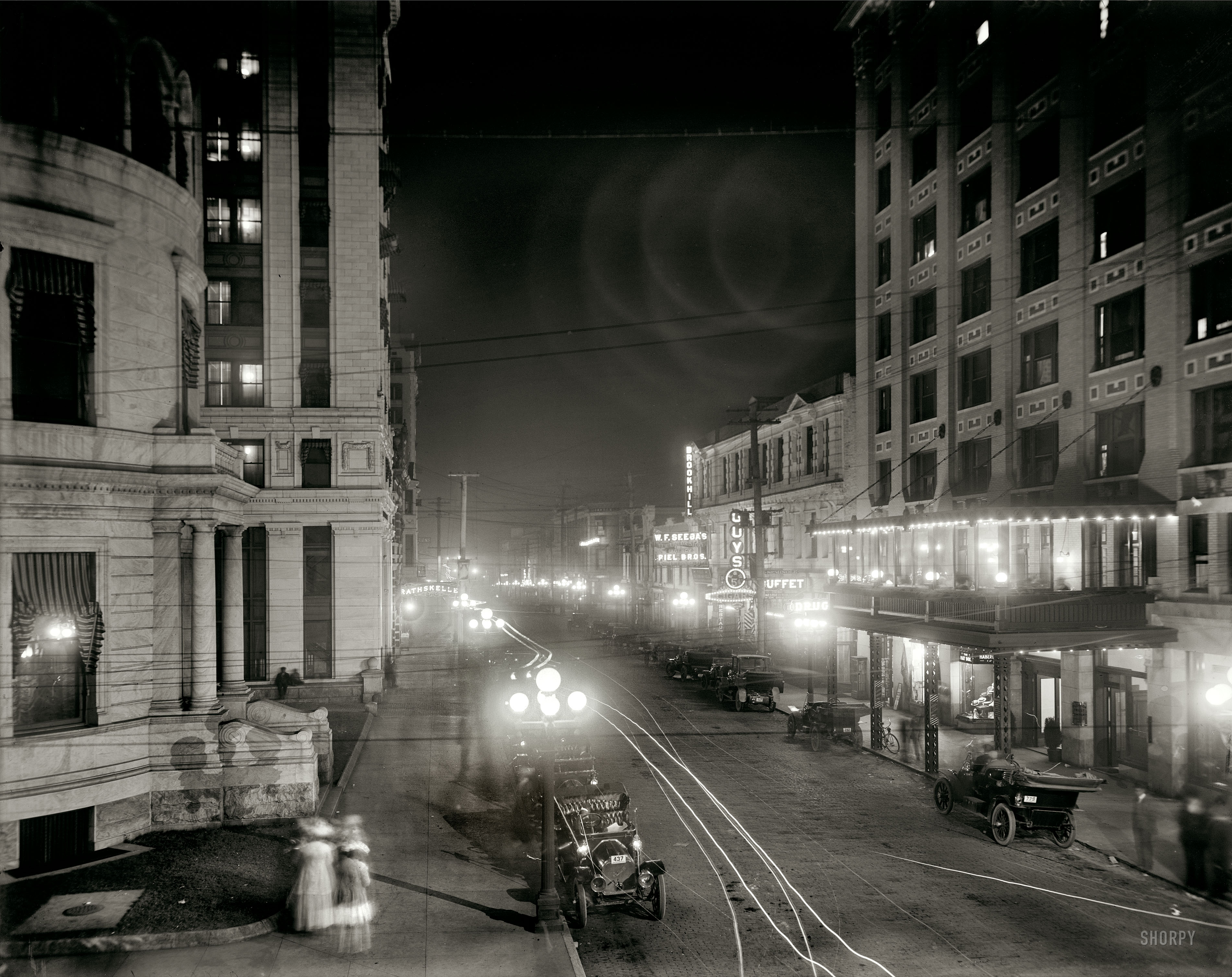 Jacksonville, Florida, circa 1910. "Forsyth Street at night." 8x10 inch dry plate glass negative, Detroit Publishing Company. View full size.
