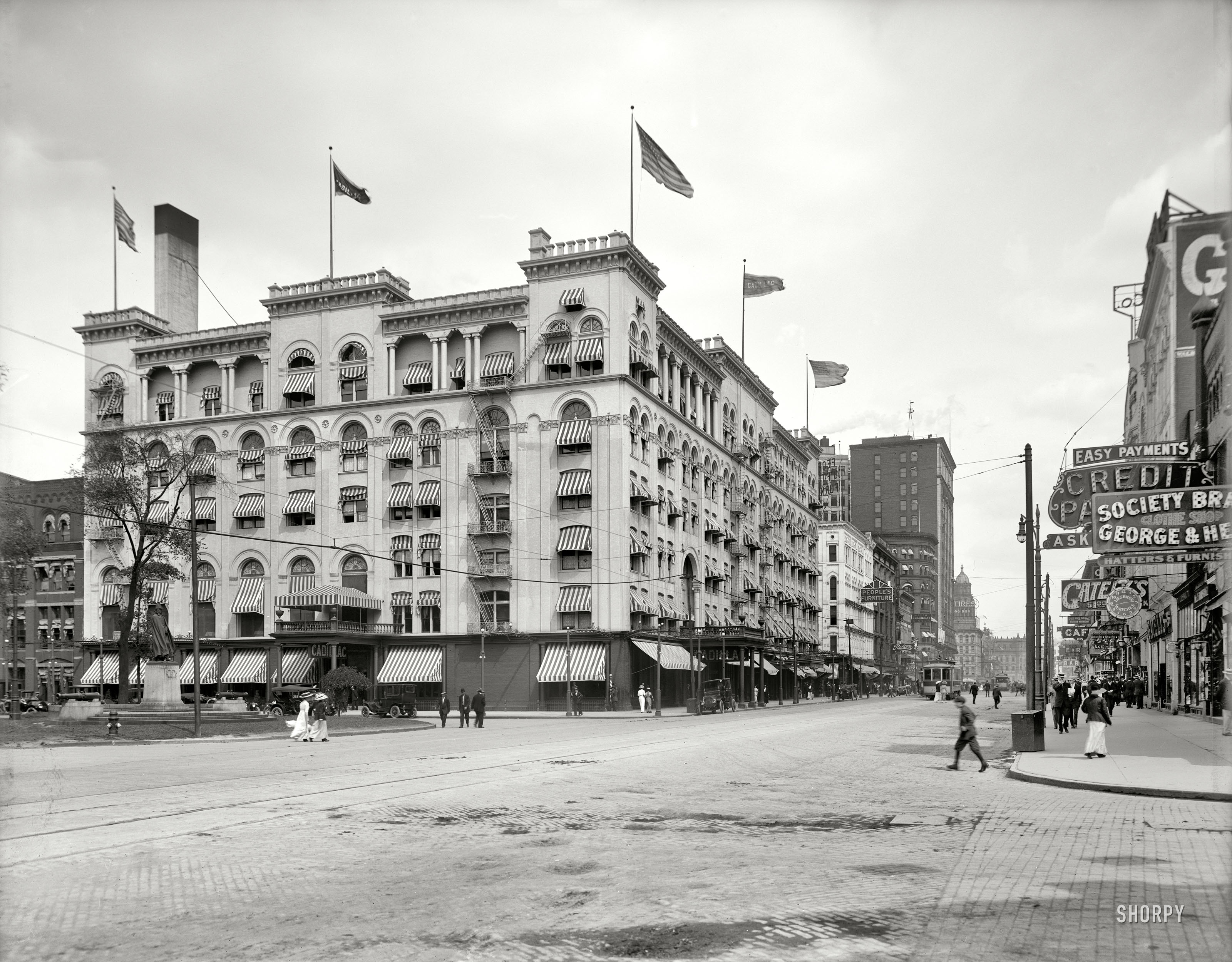 Detroit, Michigan, circa 1914. "Hotel Cadillac." Plus a variation on the 8:17 jeweler's clock sign. 8x10 glass negative, Detroit Publishing Co. View full size.