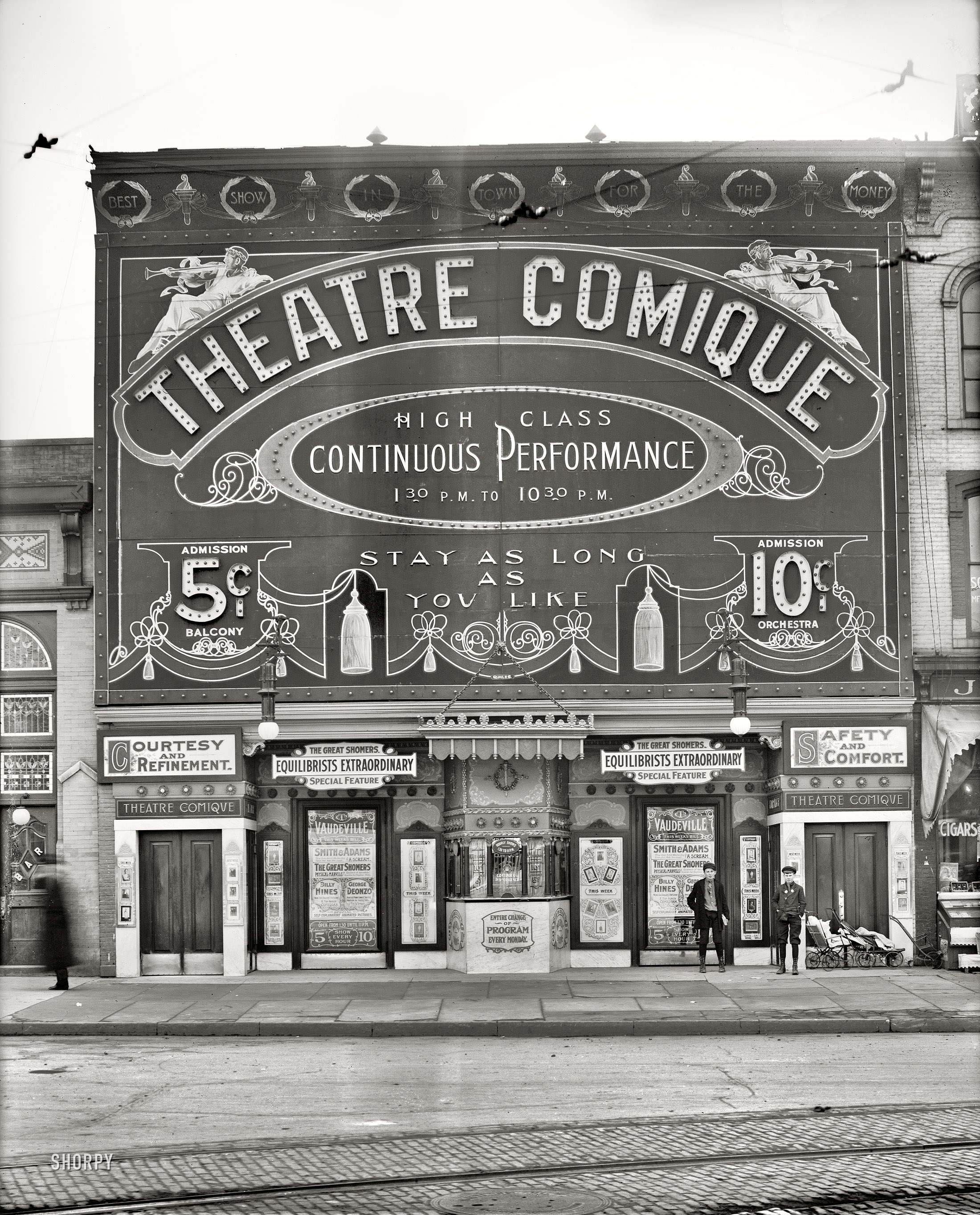 Detroit, Michigan, circa 1910. "Theatre Comique." Bring the kids! 8x10 inch dry plate glass negative, Detroit Publishing Company. View full size.