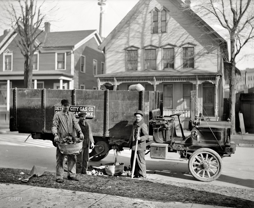Circa 1912. "Coke delivery wagon and workers, Detroit City Gas Company." 8x10 inch dry plate glass negative, Detroit Publishing Company. View full size.
