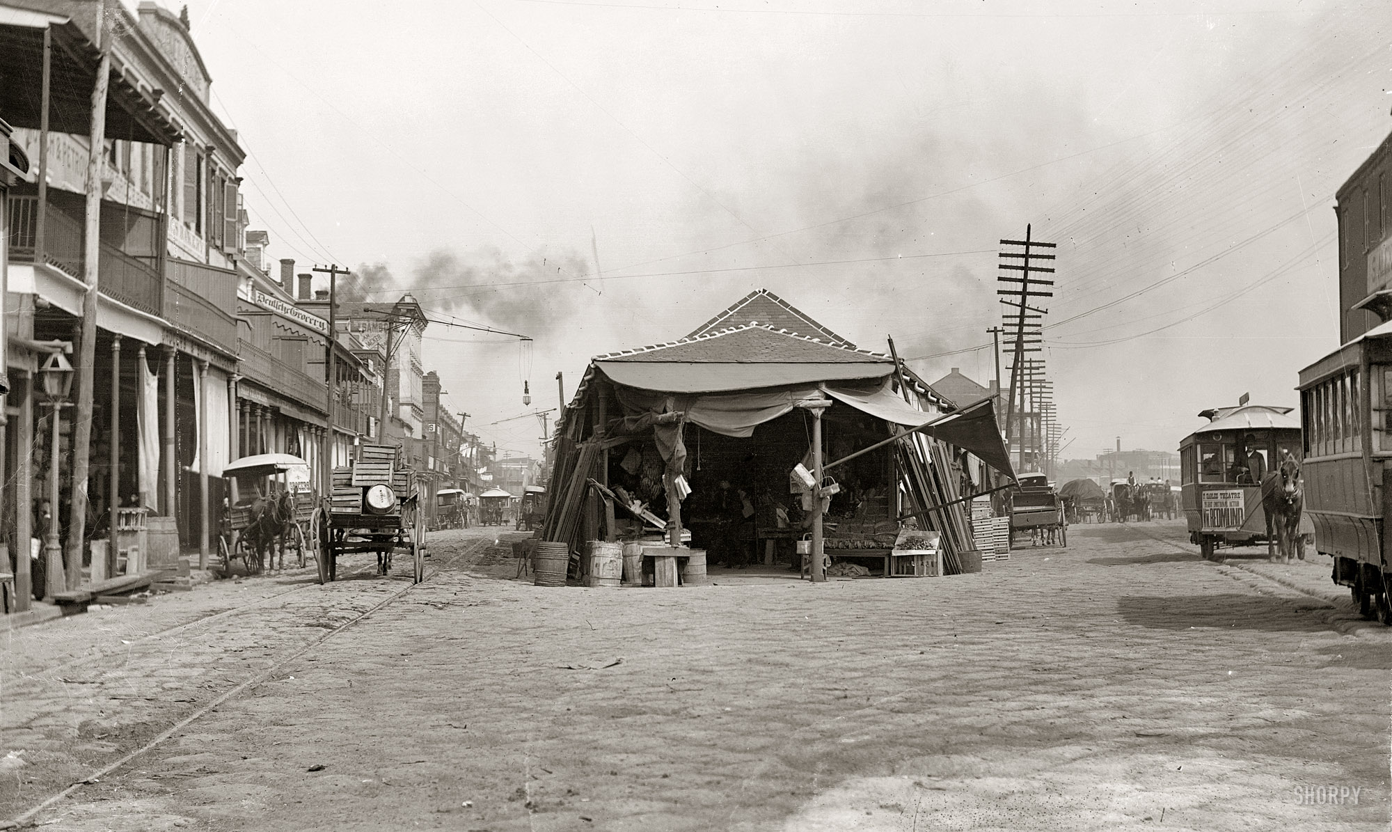 Circa 1880s-1890s. "The old French Market, New Orleans." Photo by William Henry Jackson. Detroit Publishing Co. glass negative. View full size.