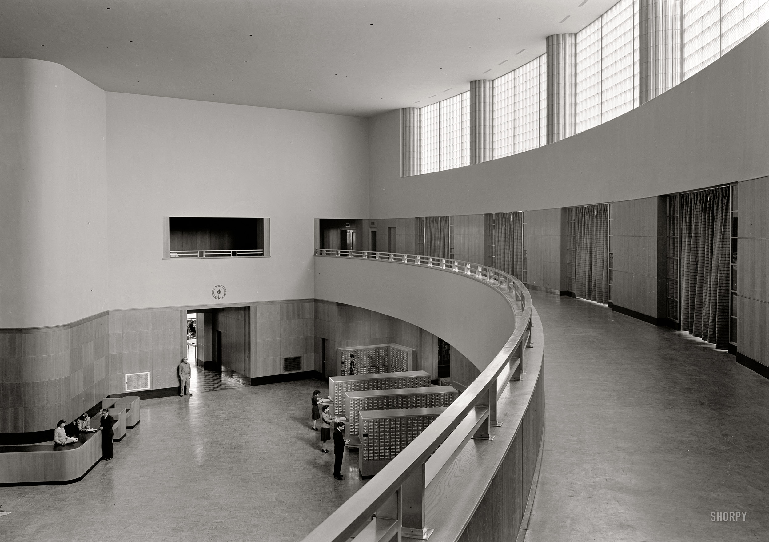 January 21, 1941. "Brooklyn Public Library, Prospect Park Plaza. Balcony curve. Githens & Keally, architect." Gottscho-Schleisner photo. View full size.