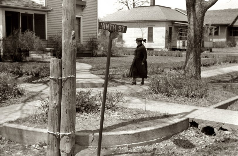 Photo of: Ninth Street: 1940 -- 