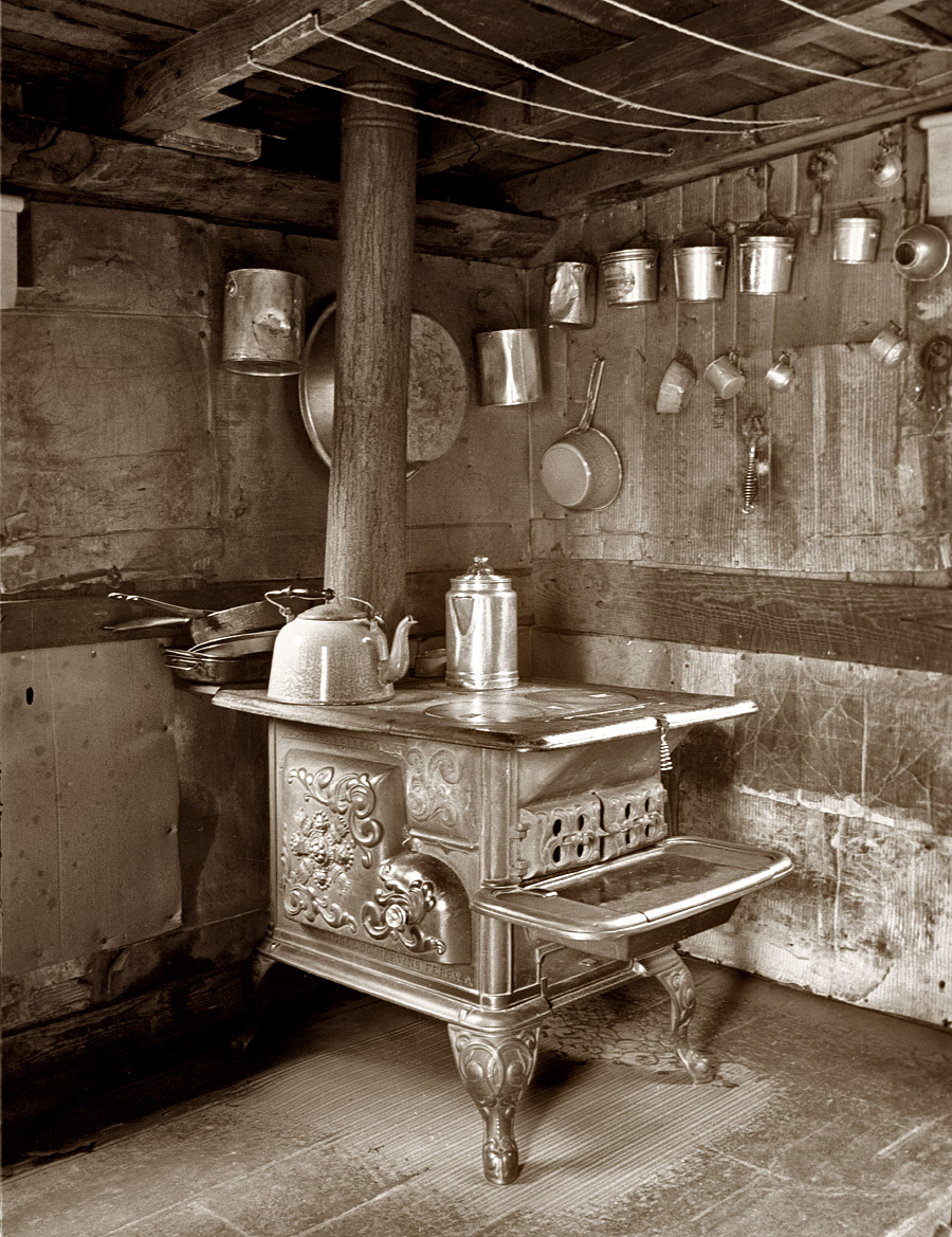 September 1935. "Garrett County, Maryland. Interior of a house." 35mm nitrate negative by Theodor Jung, Resettlement Administration. View full size.