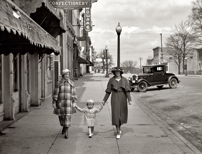 Photo of: On the Town: 1936 -- April 1936. Three ladies out and about in Jackson, Ohio. View full size. 35mm nitrate negative by Theodor Jung for the Farm Security Administration.