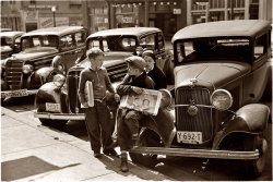 April 12, 1936. Newsboys in Jackson, Ohio.  View full size. 35mm nitrate negative by Theodor Jung for the Resettlement Administration.