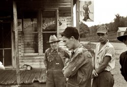 October 1935. "Among the few remaining inhabitants of Zinc, Arkansas, deserted mining town." View full size. 35mm nitrate negative by Ben Shahn.