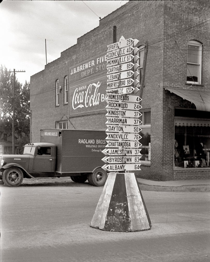 1937. Signpost in the aptly named Tennessee town of Crossville. View full size. Photograph by Ben Shahn.
