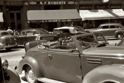 Parked Girl: 1941