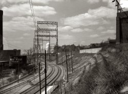 April 1936. "Housing alongside Chicago and Milwaukee Railroad. Milwaukee, Wisconsin." View full size. 35mm nitrate negative by Carl Mydans for the FSA.