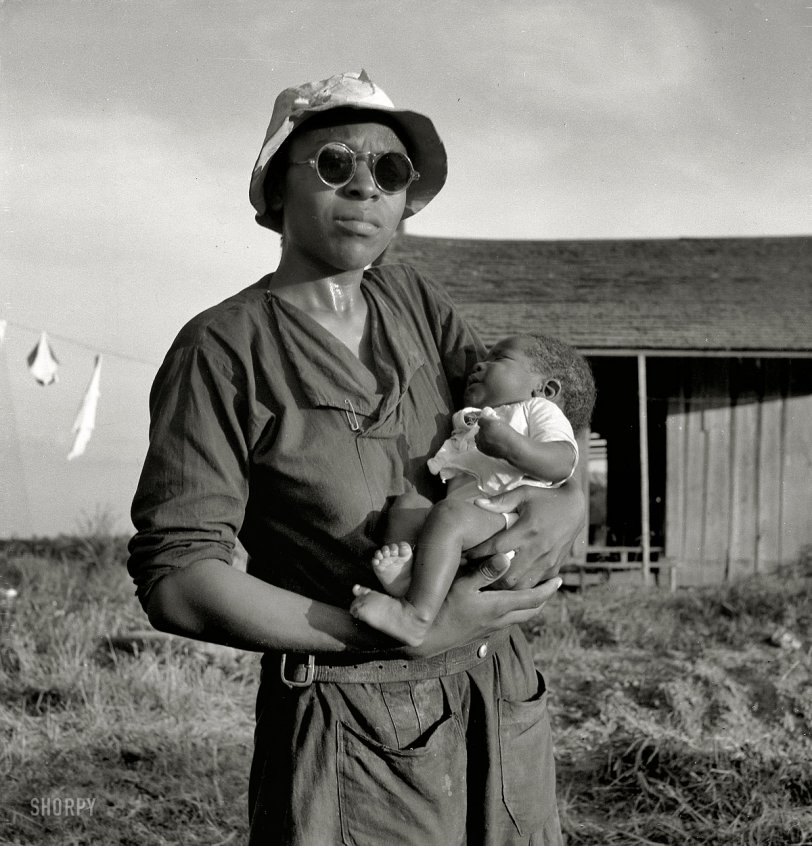 June 1937. "Wife and child of tractor driver. Aldridge Plantation, Mississippi." Medium-format nitrate negative by Dorothea Lange. View full size.
