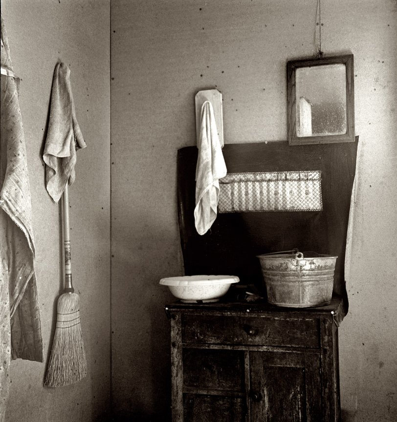 October 1939. "Another corner of Soper kitchen. Willow Creek area, Malheur County, Oregon." View full size.  Nitrate negative by Dorothea Lange.
