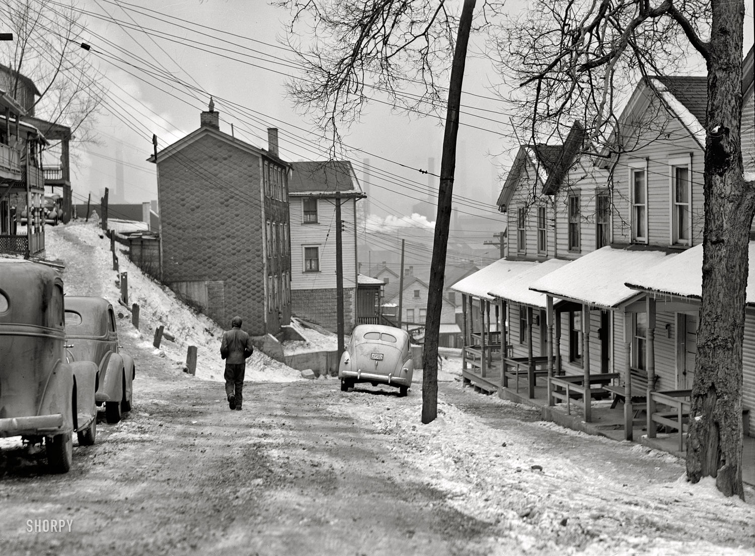 January 1941. "Street in Aliquippa, Pennsylvania." Medium format safety negative by Jack Delano. Office of War Information. View full size.