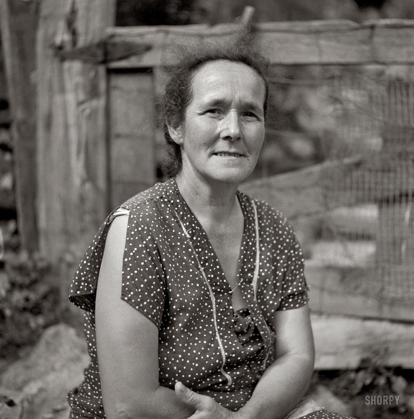 August 1940. Pine Mountain, Kentucky. "Mountain woman by her home up Stinking Creek." Nitrate negative by Marion Post Wolcott. View full size.
