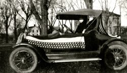 A patriotic family decorated their car for Armistice Day, November 11, 1918. From a 1918-1921 photo album I found at an ephemera swap meet. View full size.
(ShorpyBlog, Member Gallery)