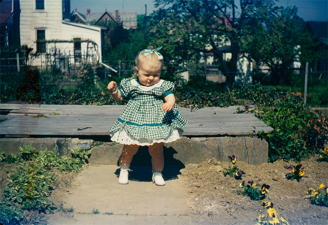 Such a sweetie pie. Part of a set of Kodachromes (dated 1949-50) recovered and scanned. Location is near the Jersey Shore. View full size.