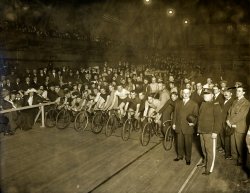 One of two bicycle race photos I picked up at a house sale 20 years ago. Even then they weren't cheap. Believe it's in the Newark or Nutley, New Jersey area. View full size.
(ShorpyBlog, Member Gallery)