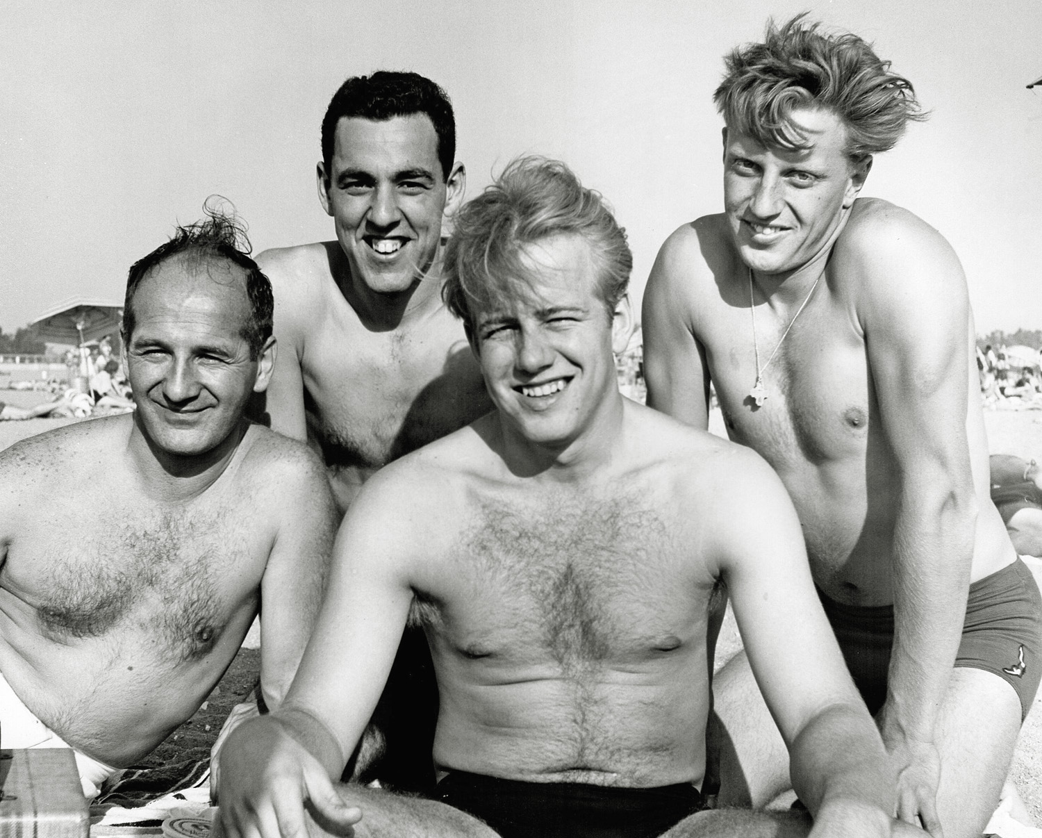 Detroit Navy buddies after military duty. Photographed at Metropolitan Beach, St. Clair Shoes, Michigan, summer 1954 by Shegoi. View full size.