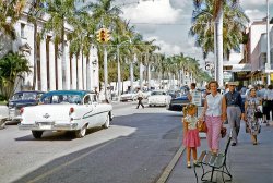 Another in a series of Kodachromes taken by my dad in the late 1950s as he traversed the country with wife and daughter in tow. View full size.
(ShorpyBlog, Member Gallery)