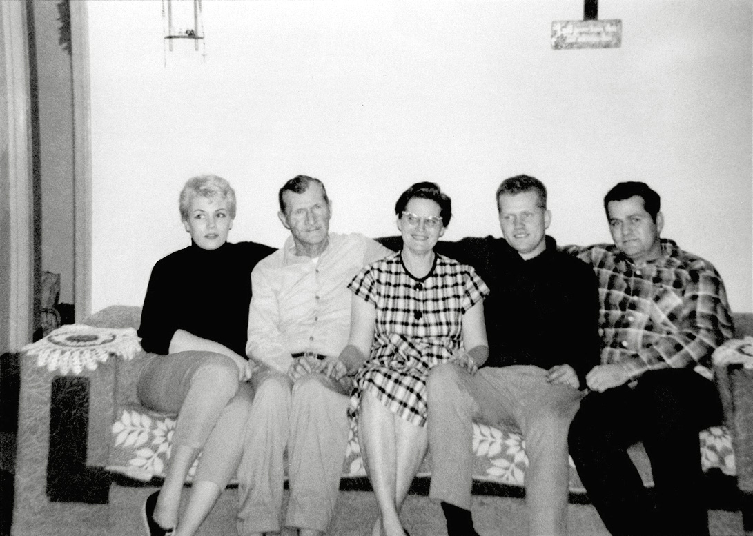 L to R - Rosalie (Rose), James Sr., Amy, Dewy and James Jr. (Jimmy).
Pittsburg, California 1959. View full size.

[Relatives of yours? -tterrace]
