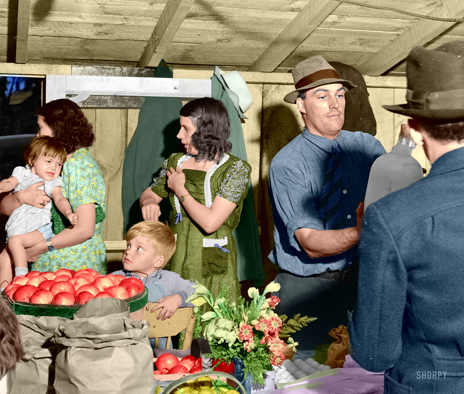 A colorized version of this 1940 photo by Jack Delano. View full size.