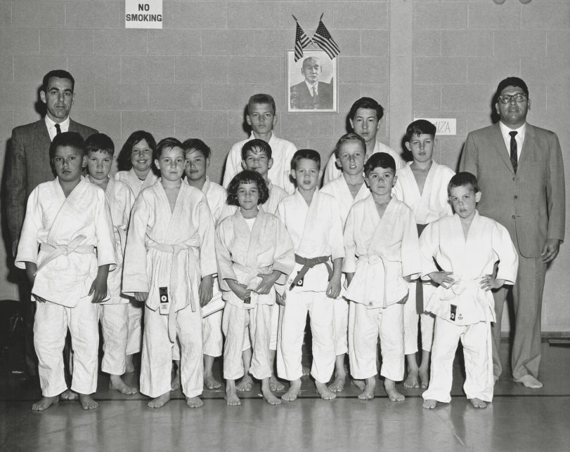 Fort Huachuca and Sierra Vista, Arizona Judo Club, 1965. A 60-member senior and youth Judo Club competing once a month at other judo clubs within Arizona. Club was supported by US Army Electronic Proving Ground. Photo taken by Shegoi. View full size.
