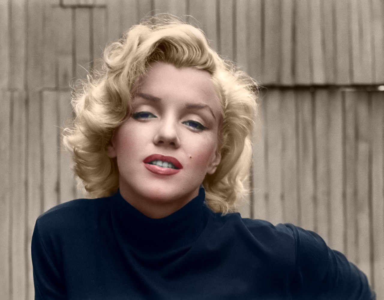Colorized from this Shorpy original. Another Marilyn Monroe yes but such an iconic image I couldn't resist having a go at it. View full size.