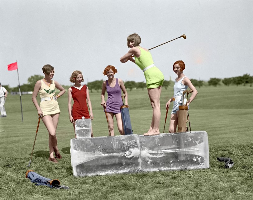 Iced Tee, 1926. From Shorpy's files. View full size.
