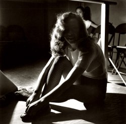 Los Angeles, February 1947. "Young upcoming Hollywood starlet Marilyn Monroe practicing in dance class." Photo by J.R. Eyerman. View full size.