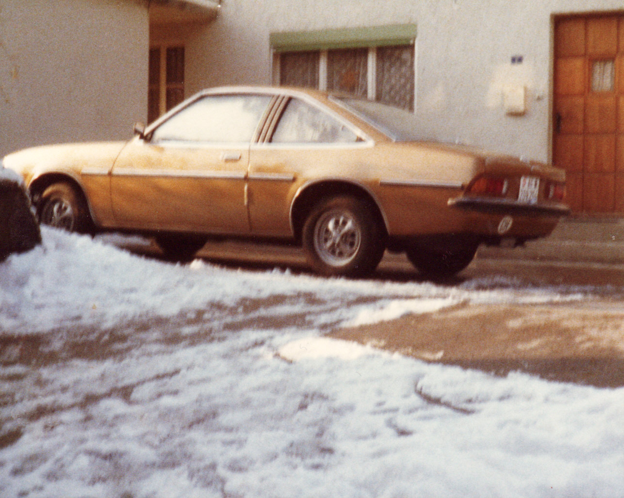 My first car was a Opel Manta, I had it from 1981 to 1983.